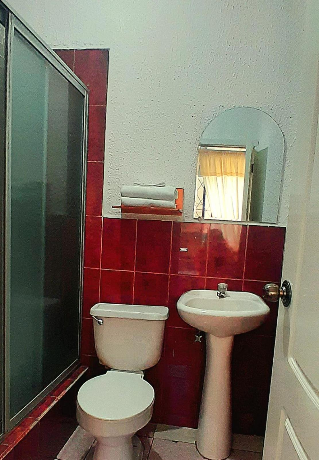 Hostal Brilliant Кито Экстерьер фото