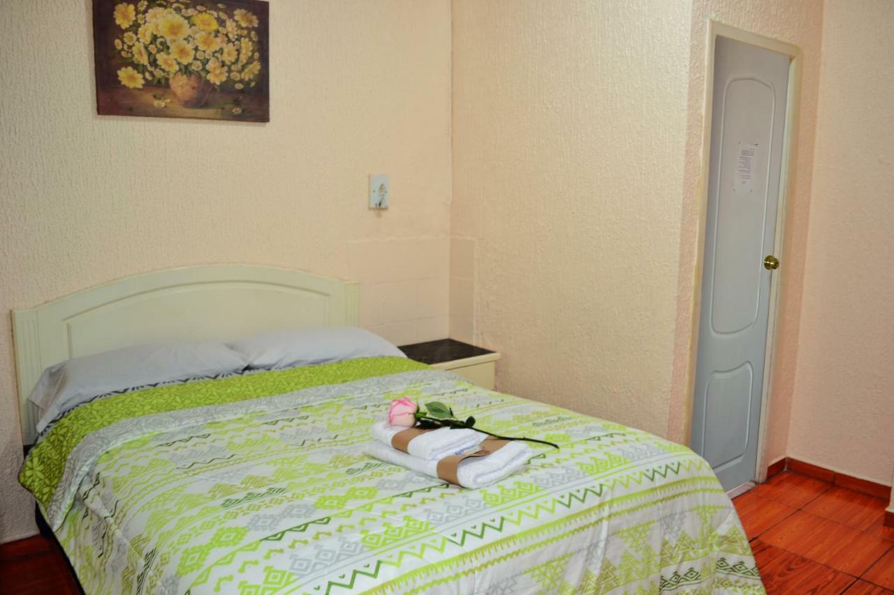 Hostal Brilliant Кито Экстерьер фото